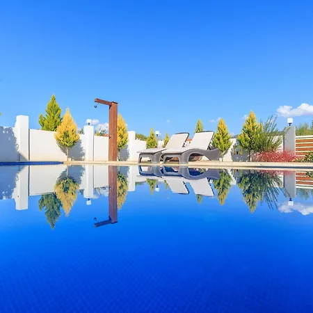 Tala 10 * Fethiye